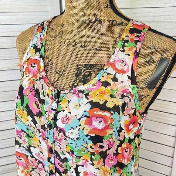 Ambiance Apparel Sheer Chiffon Floral Button Front Tank Top Small - Picture 5 of 10